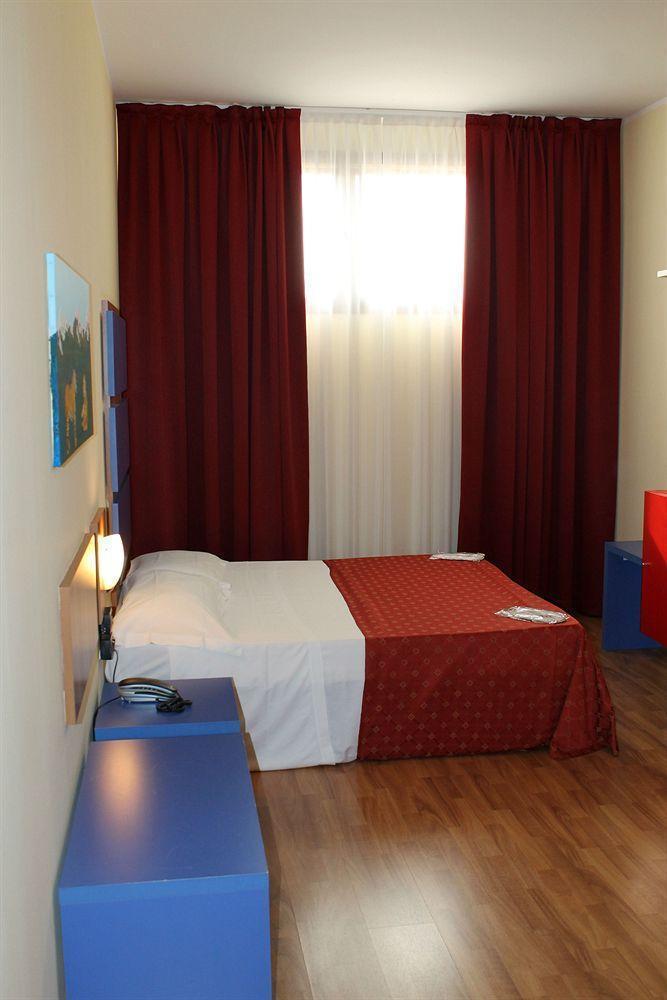 Eco Hotel Lodi Ospedaletto Lodigiano Buitenkant foto